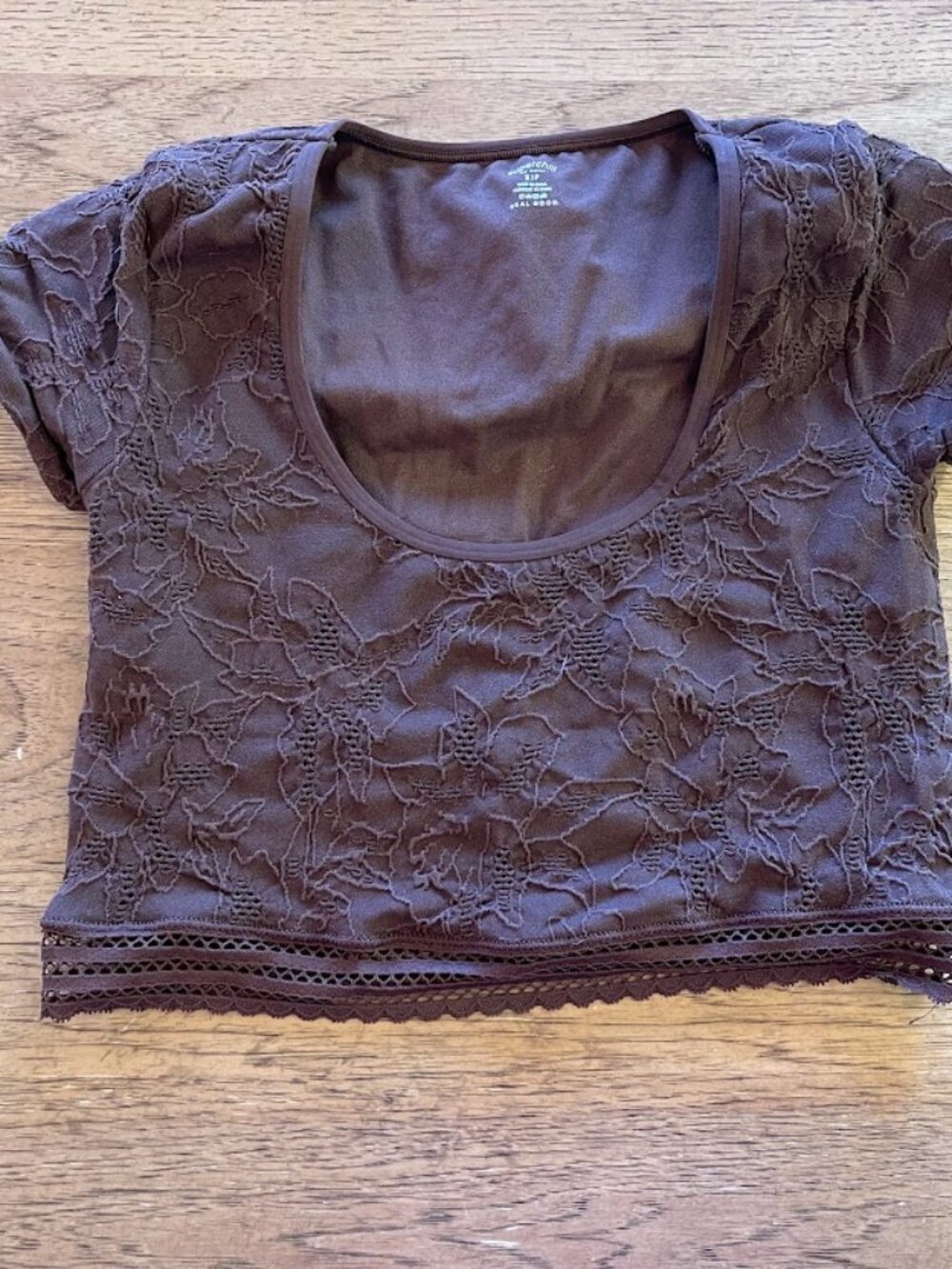 Aerie Brown Lace Size SMALL Superchill Floral Seamless Cap Sleeve Crop Top